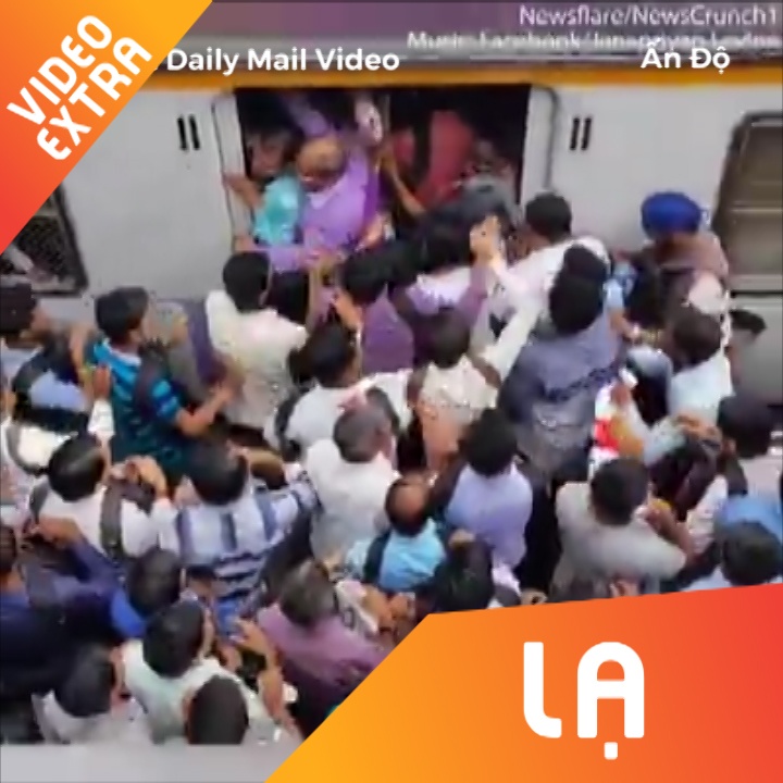 Canh tuong kinh hoang tai ga tau hoa o An Do hinh anh