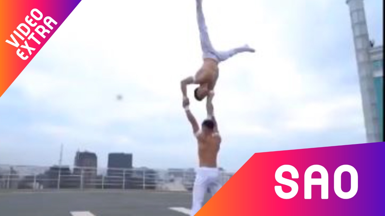 Vi sao Quoc Co luon la nguoi dung o duoi, Quoc Nghiep o tren? hinh anh