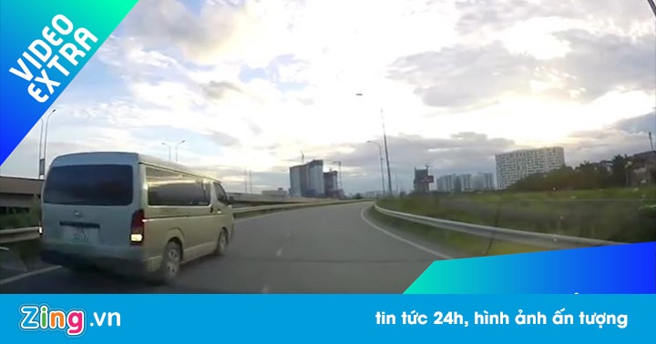 Tai xe xe sang 'lai lua' giup 2 nguoi thoat chet hot nhat tuan hinh anh