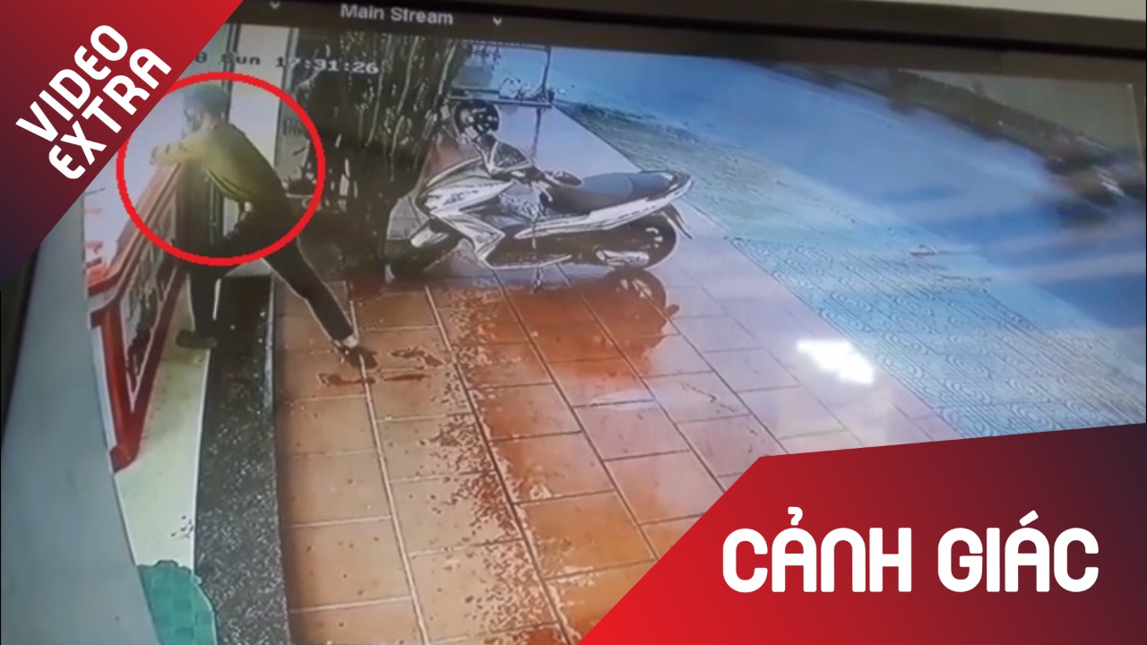 Dung bua dap vo tu kinh, cuop vang tao ton hinh anh