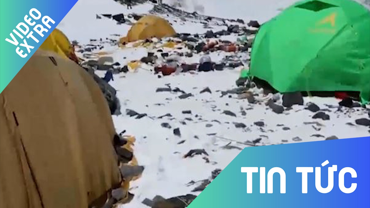 Dinh Everest tro thanh nui rac tren cao cua the gioi hinh anh