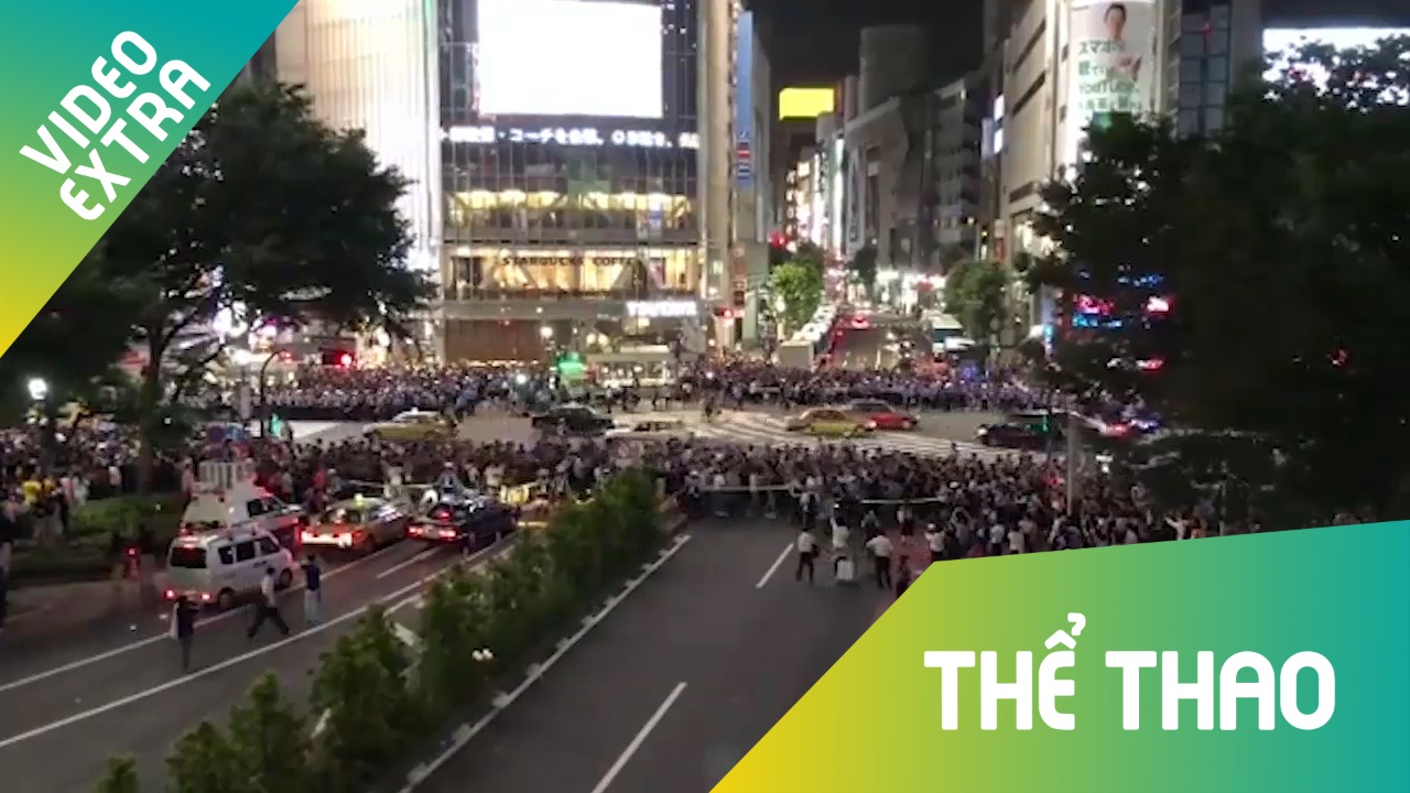 CDV Nhat Ban xuong duong an mung chien thang truoc Colombia hinh anh