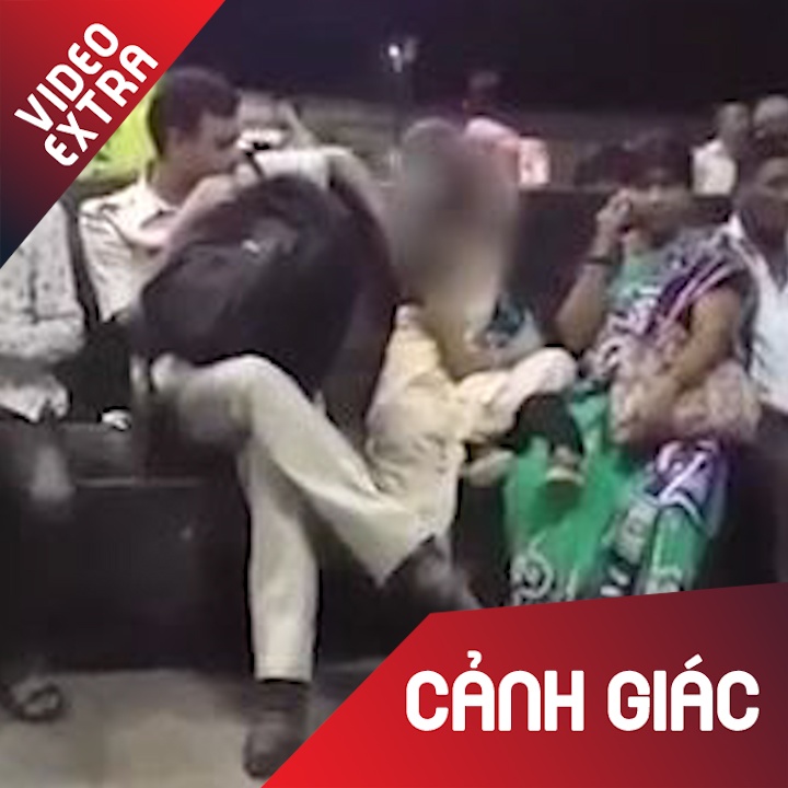 Gia vo ngu gat de sam so phu nu, canh sat bi dan phan no gay danh nhau hinh anh