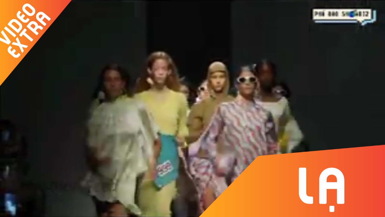 Dan nguoi mau 'di dao buoi sang' tren san dien catwalk chuyen nghiep hinh anh