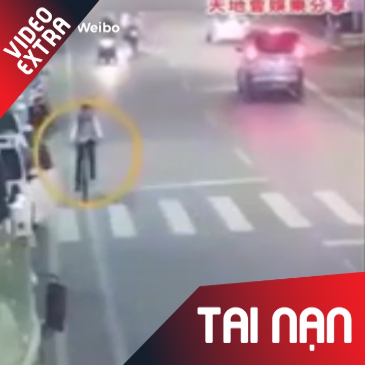 Nhung tai nan chet nguoi vi mo cua xe oto ma khong quan sat hinh anh