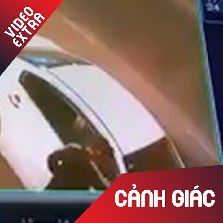 Trom dap vo kinh oto vet tai san o Nha Trang hinh anh