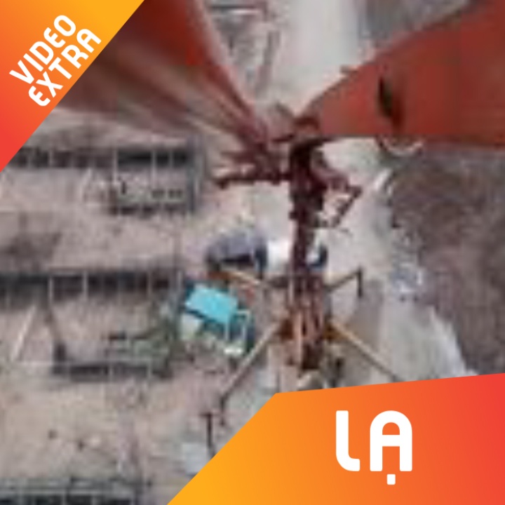 Chang trai xay dung selfie bang gay tu suong khong lo hinh anh