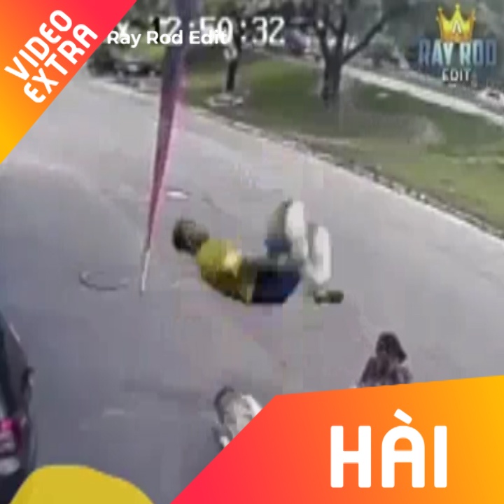 Khi cu te nga cua Neymar tro thanh tro cuoi cua dan mang hinh anh