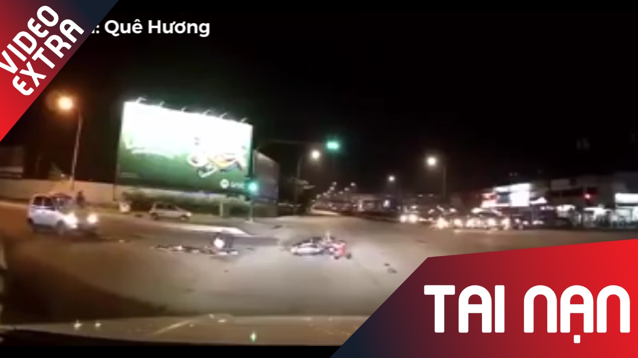 Phong nhanh, xe may vo nat khi dam truc dien vao oto hinh anh