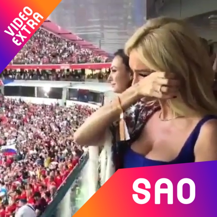 Hoa hau Nga khoc nghen sau chien thang cua doi nha hinh anh