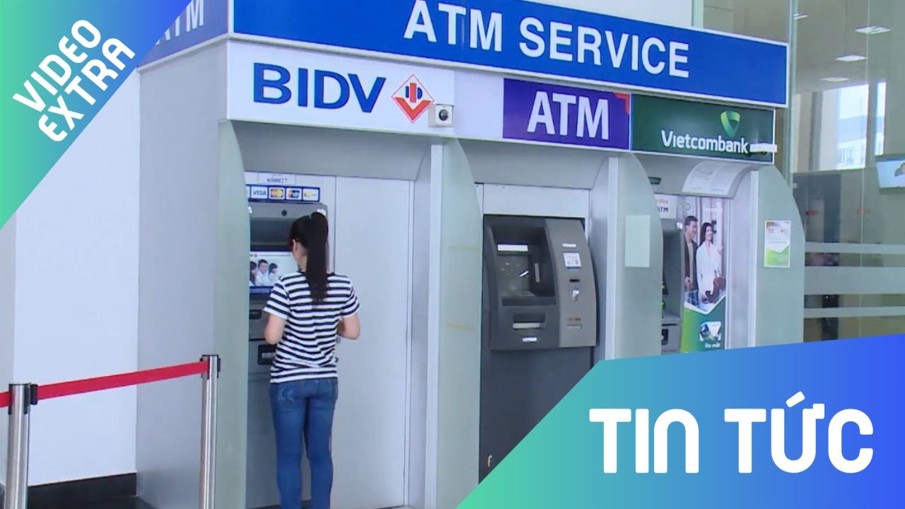 'Tuyt coi' ke hoach tang phi ATM noi mang cua 4 ngan hang lon hinh anh