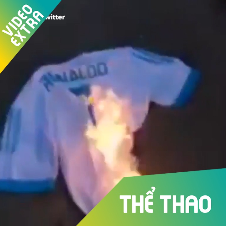 Fan dot ao Ronaldo khi anh roi Real Madrid hinh anh