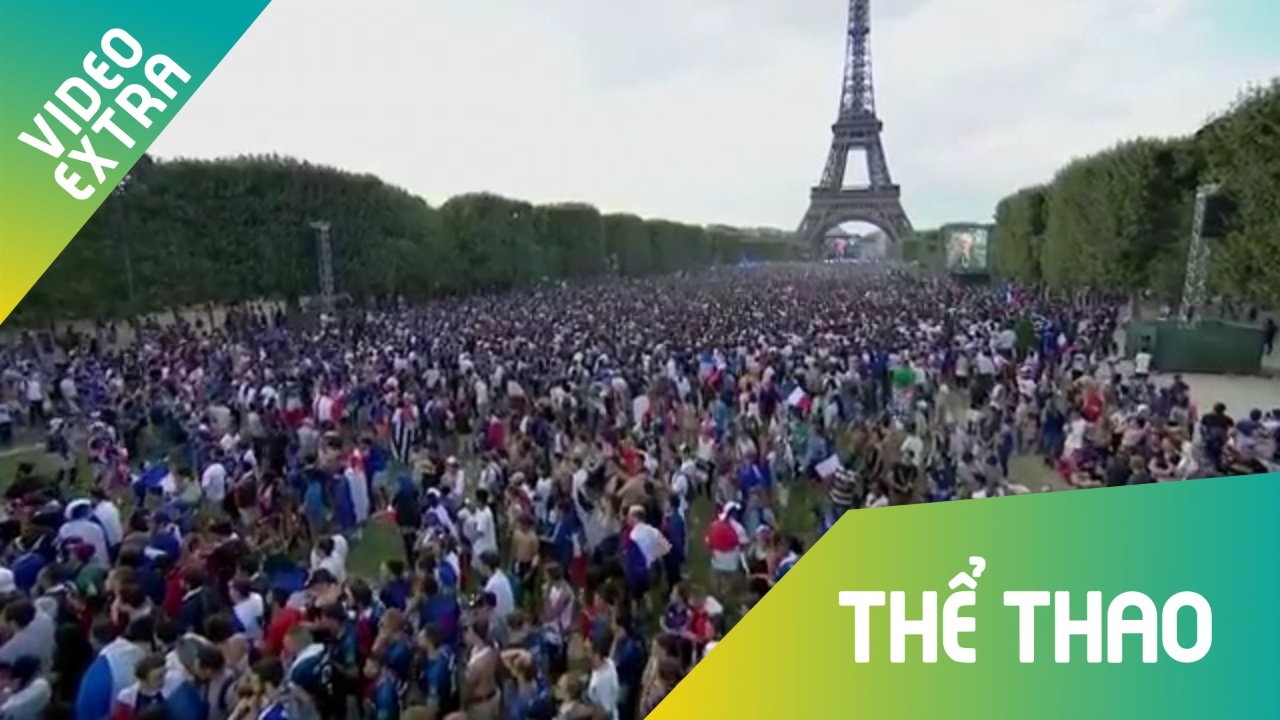 Hang trieu CDV Phap xuong duong an mung, khoi mu mit khap Paris hinh anh