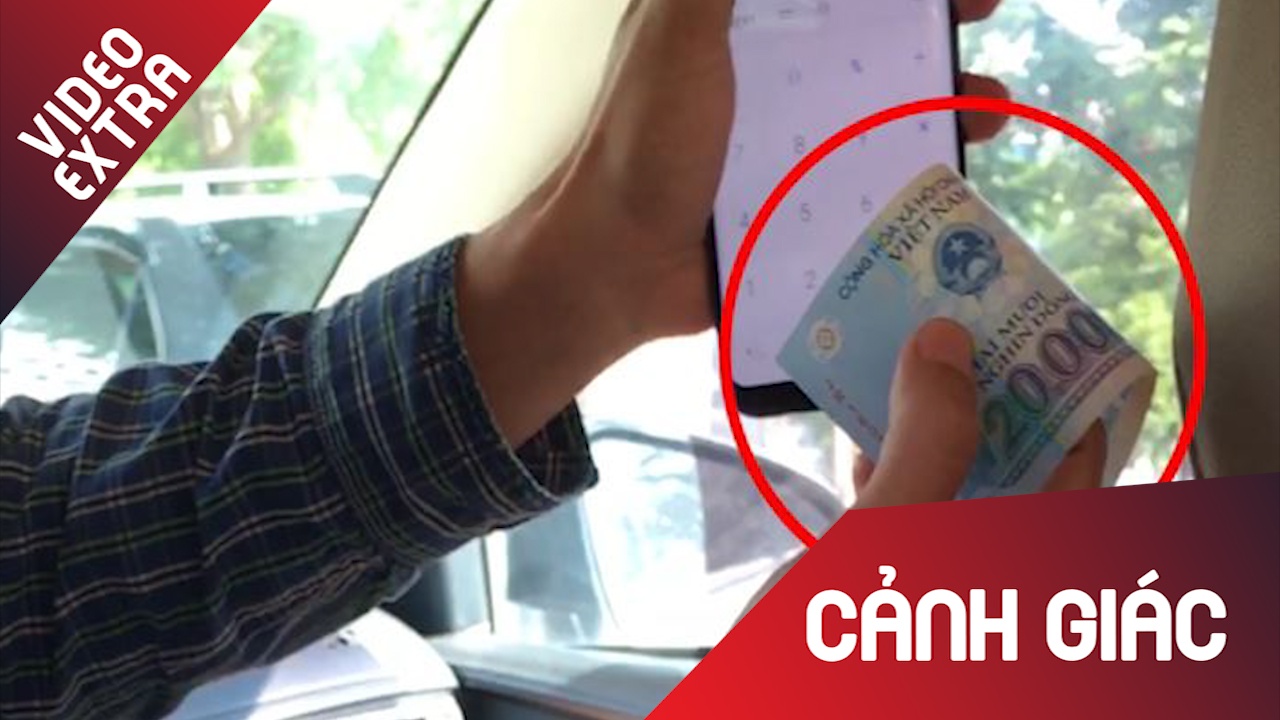 Noi giau tien kho ngo cua tai xe 'taxi dom' hinh anh