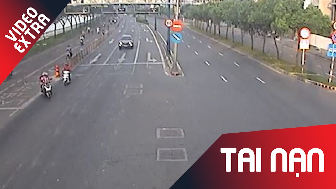 Xe may phong au tren lan duong danh cho oto hinh anh