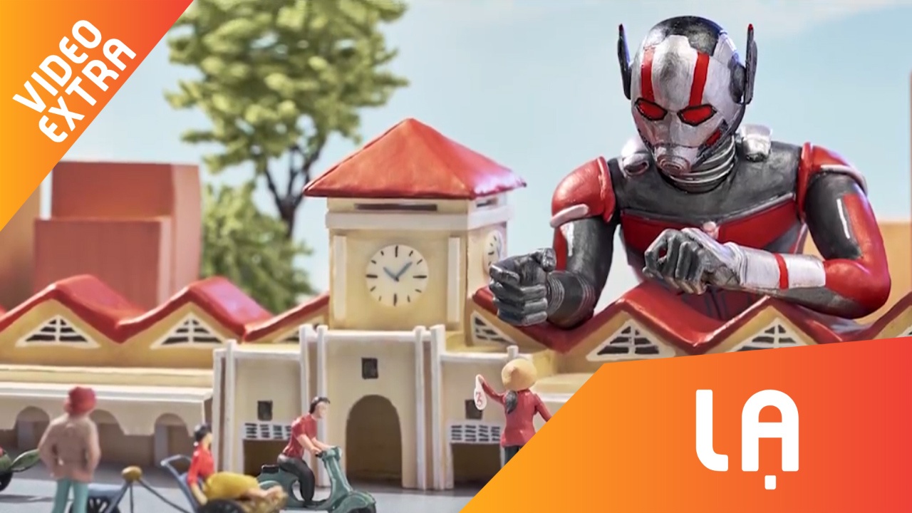 Mo hinh 'Nguoi Kien tham Viet Nam' doc dao duoi ban tay nguoi Viet hinh anh