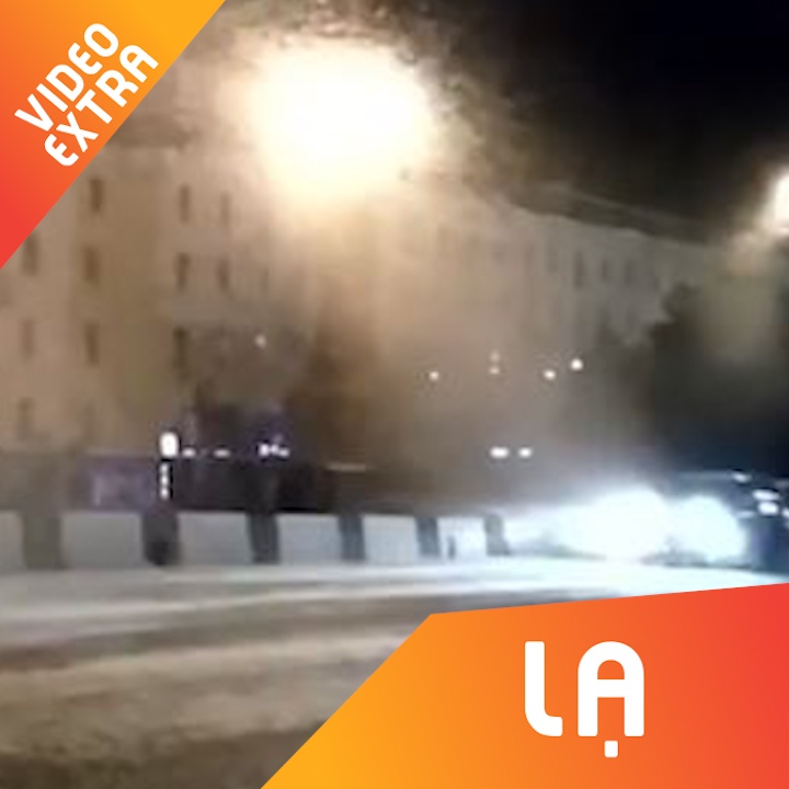 'Bao' con trung khong lo bao quanh den duong nhu phim tan the hinh anh