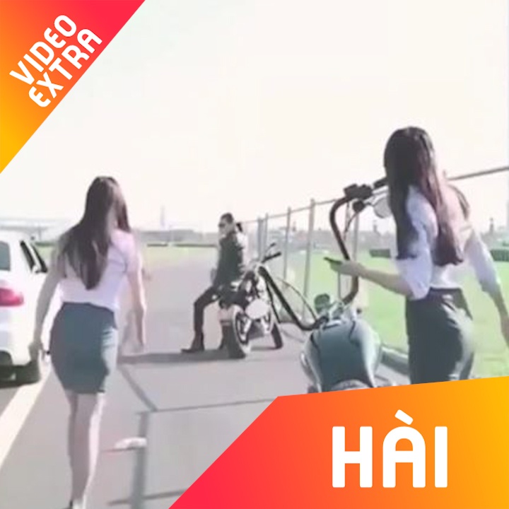 Chang trai tu ghep minh vao video nem chai hai huoc tren mang hinh anh
