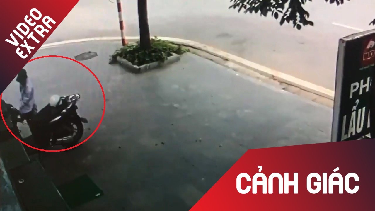 Ngang nhien trom SH giua ban ngay o Ha Noi hinh anh