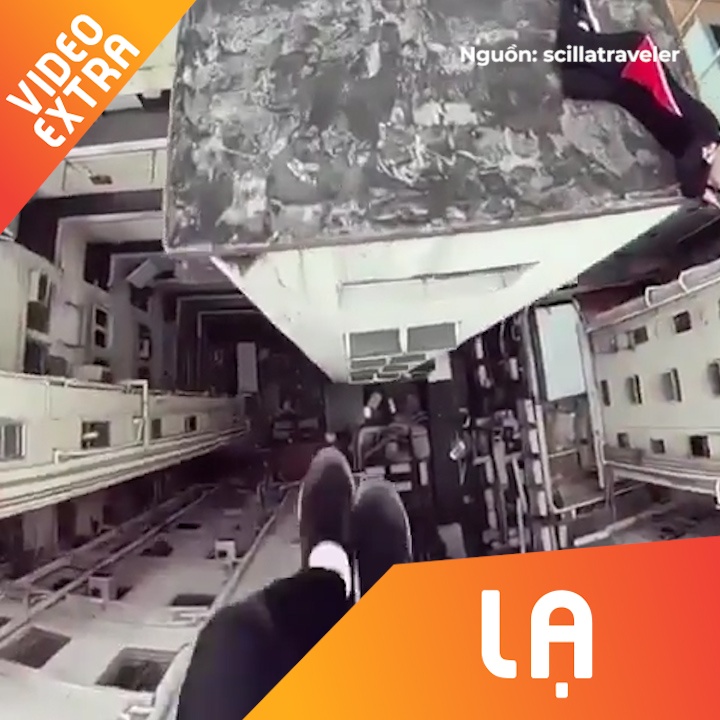 Thot tim voi man nhay qua 2 nha cao tang hinh anh