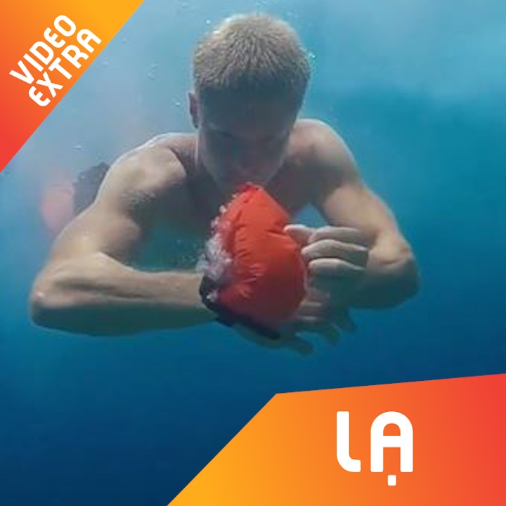 Thiet bi thay the ao phao khi ban khong muon vuong viu hinh anh