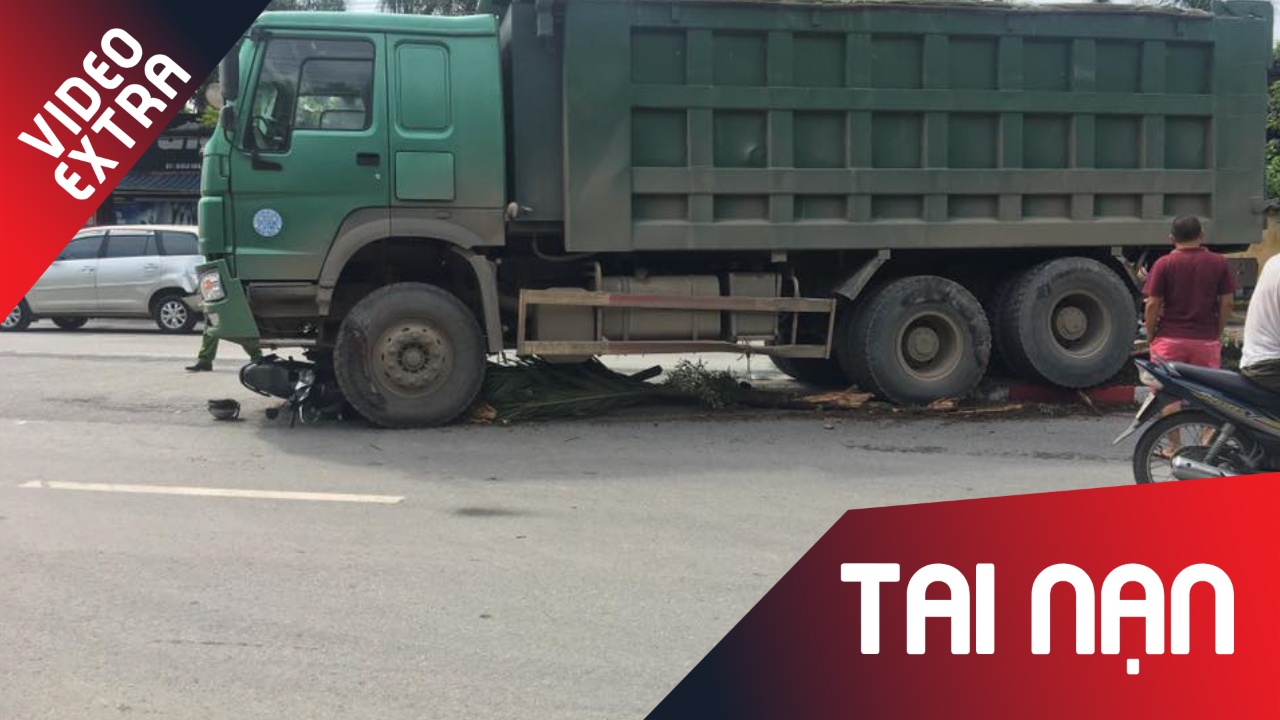 Oto tai leo len con luon, dam truc dien xe may hinh anh