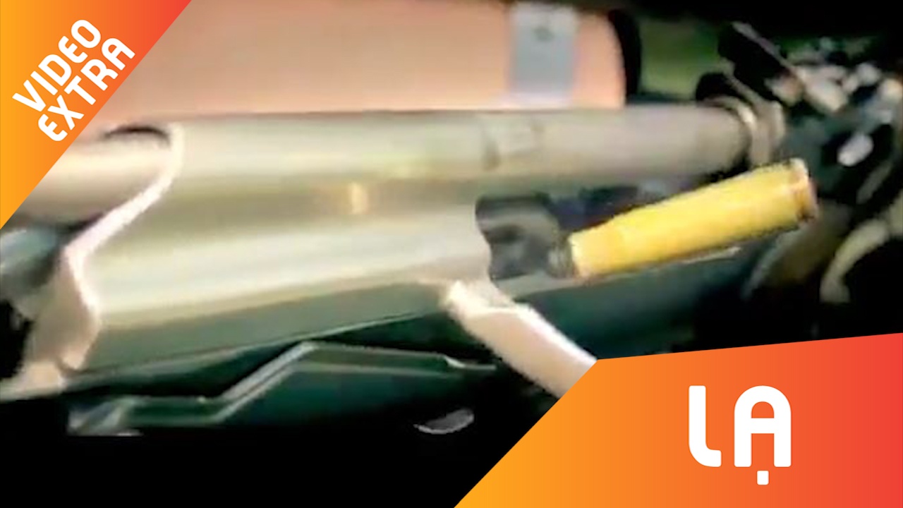 Chuyen dong cham da mat cua sung AK-47 khi hoat dong hinh anh