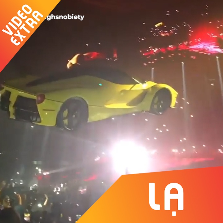 Sieu xe Ferrari  bay lo lung giua buoi hoa nhac cua Drake hinh anh