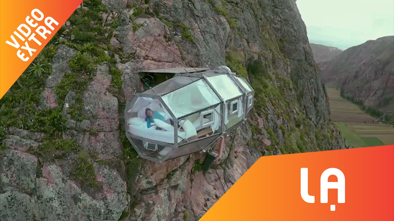 Khach san leo giua vach nui cao 400m, nhin xuong khung canh dep nhu mo hinh anh