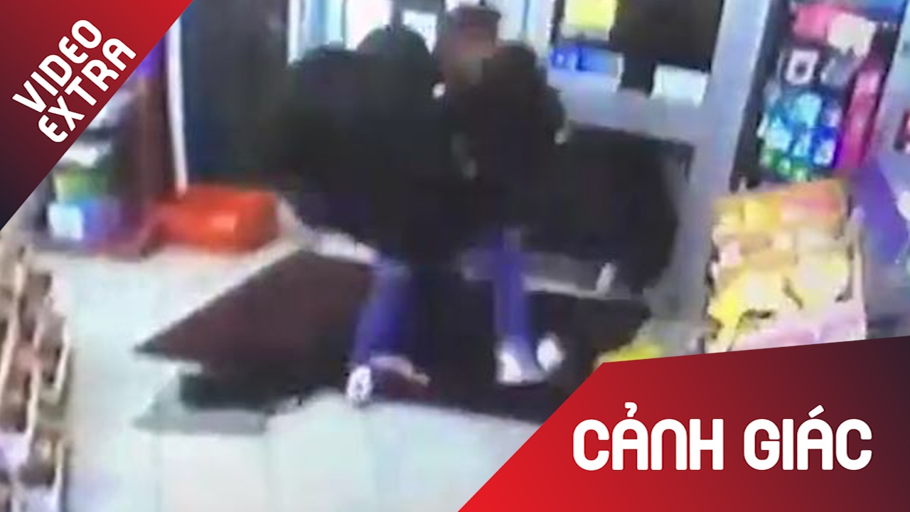 Vo si quyen Anh mot minh 'xu dep' 2 ten cuop co sung tai Canada hinh anh