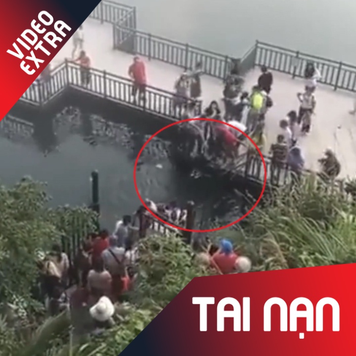 Mai me selfie, khach du lich Trung Quoc lam sap cau hinh anh