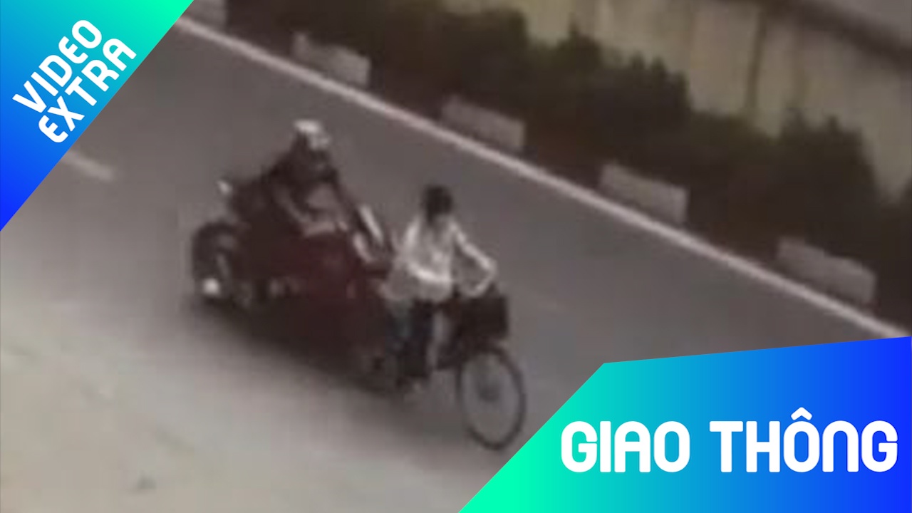 Nam thanh nien di phan khoi lon 'huc bay' ba cu roi bo chay hinh anh