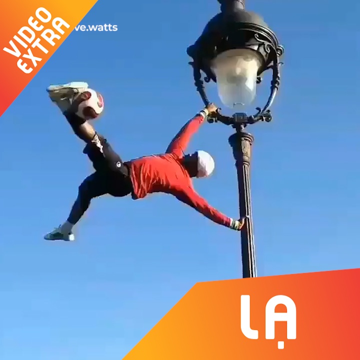 Anh chang tang bong nghe thuat khi dang treo nguoi tren khong hinh anh