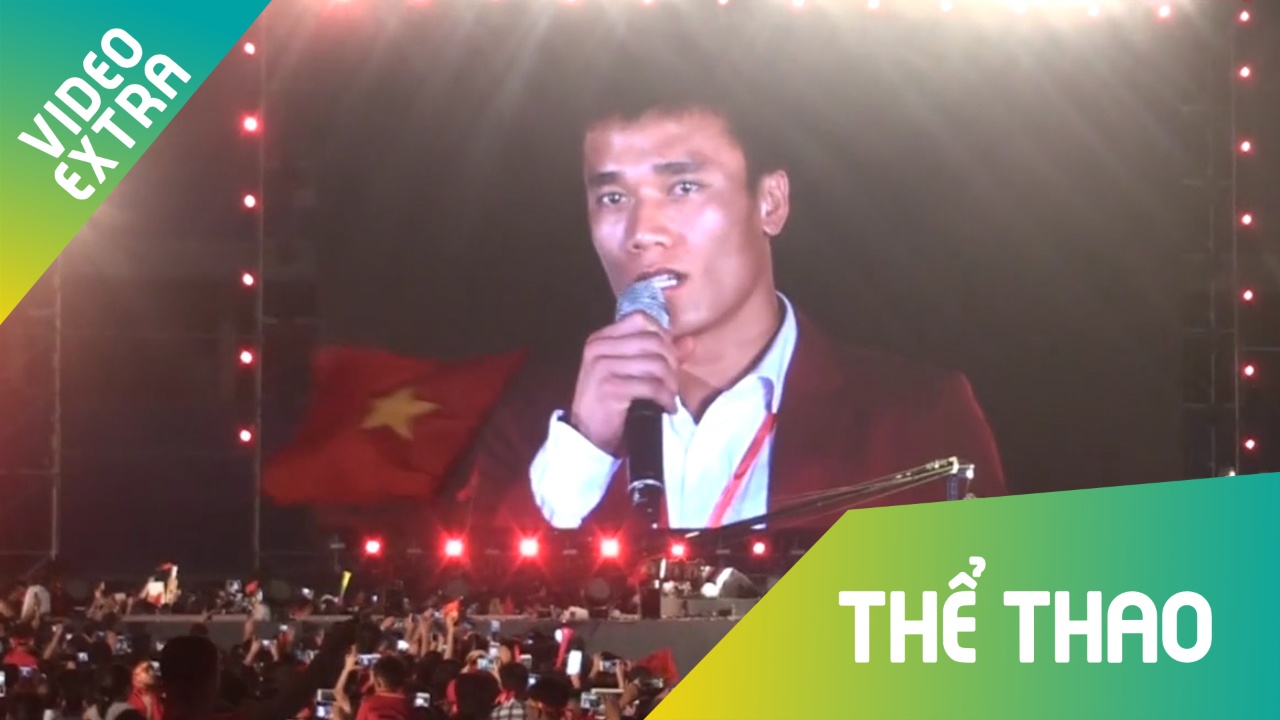 Giu sach luoi 5/7 tran bong da nam ASIAD 2018, Bui Tien Dung noi gi? hinh anh