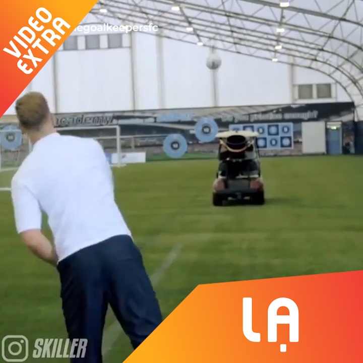 Joe Hart tro tai nem bong chuan den tung cm hinh anh