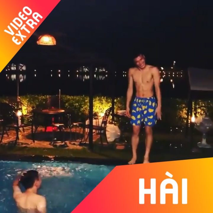 Thu mon Tien Dung bieu dien kieu boi 'ca mac can' hai huoc hinh anh