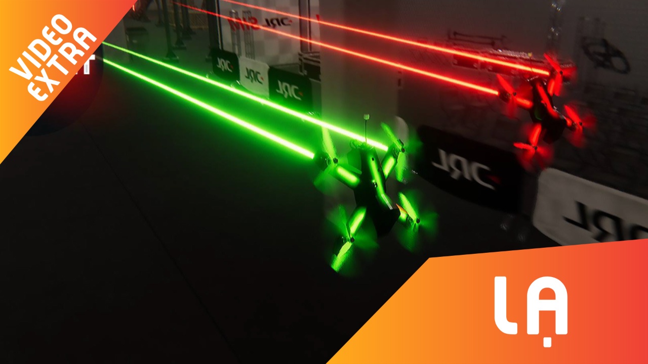 Da mat ngam man dua may bay khong nguoi lai hinh anh