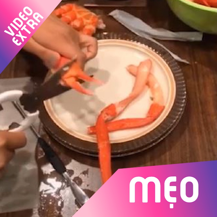 Cach lay thit cua don gian, nhanh nhat chi voi vai giay hinh anh