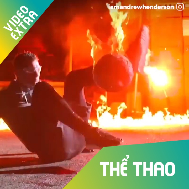 Choang vang pha lam xiec voi trai bong ruc chay hinh anh