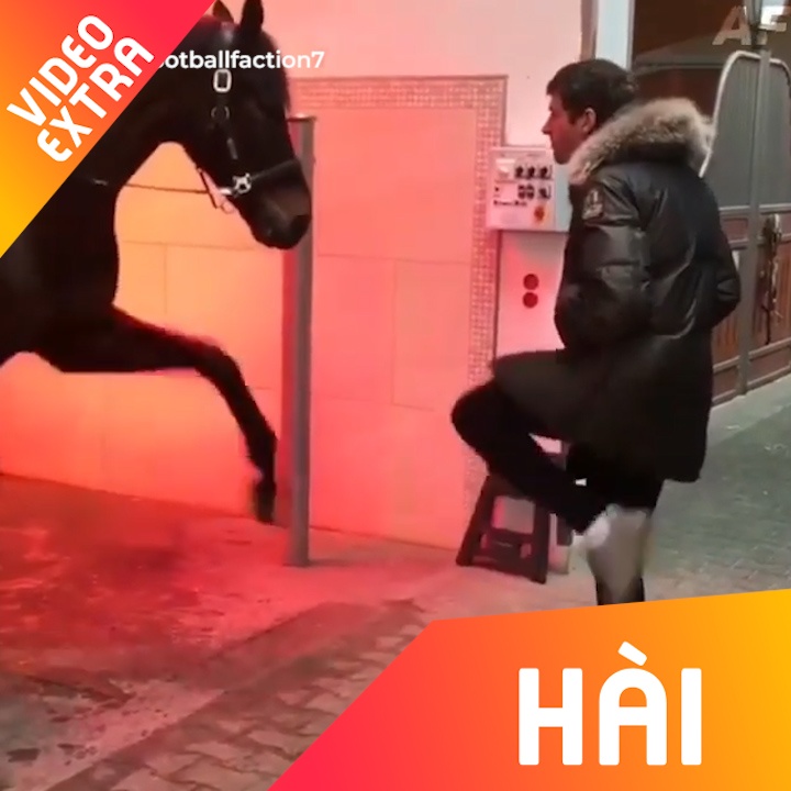 Nhung khoanh khac hai huoc het co cua Muller hinh anh