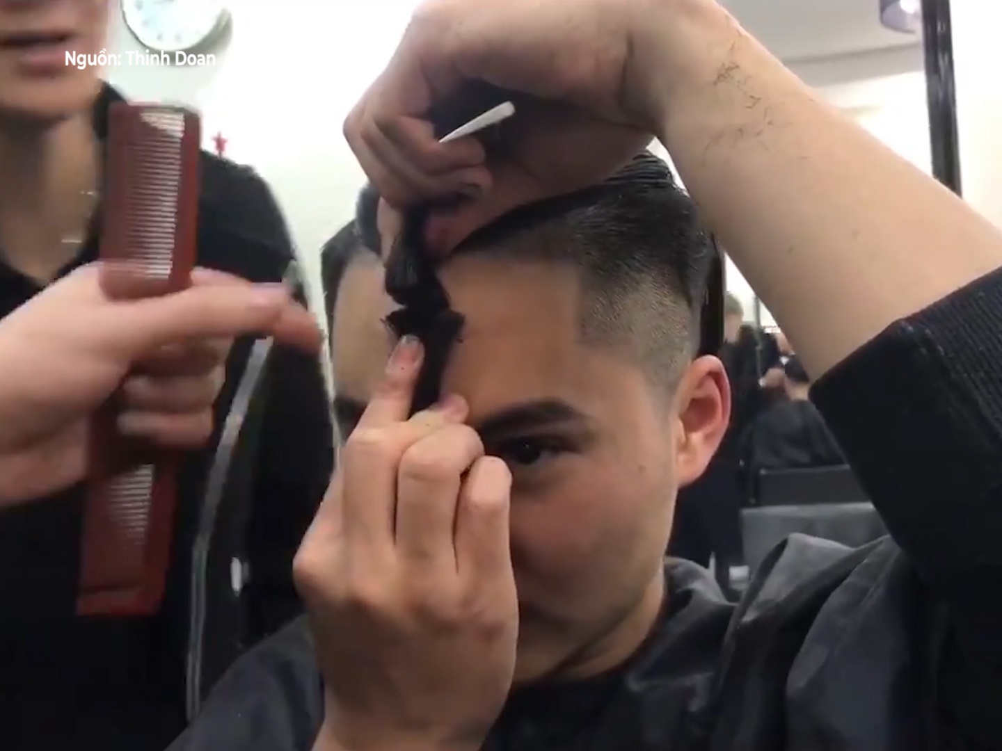 Anh chang tu cat kieu toc tai tu Han Quoc va cai ket hinh anh