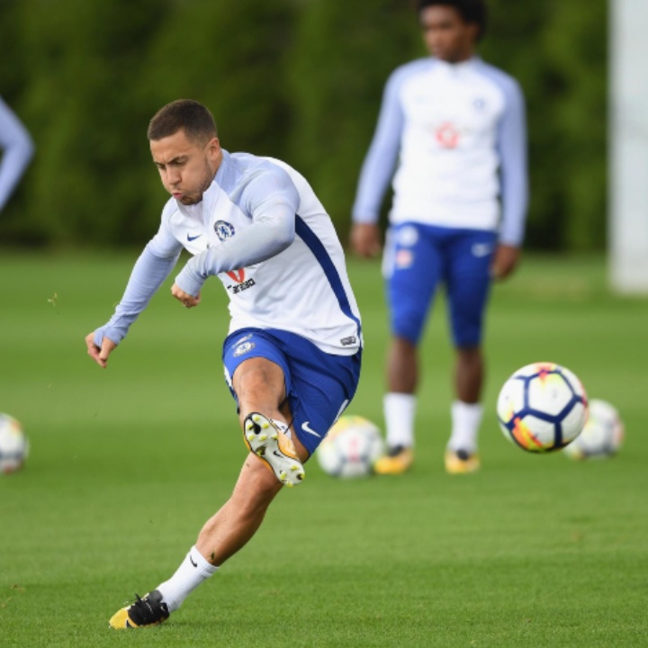Day la ly do khien Eden Hazard duoc ca chau Au them muon hinh anh