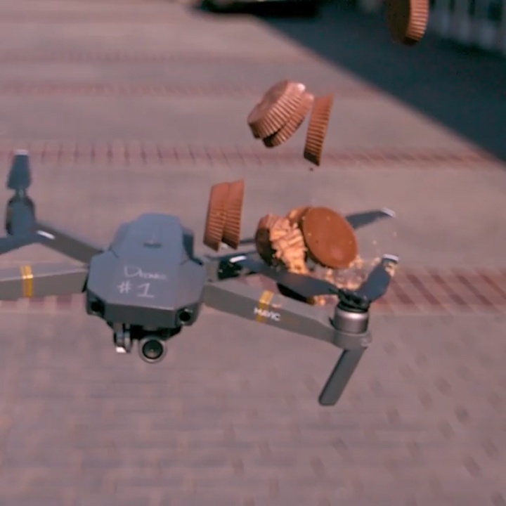 Canh quat drone sac ben cat got do vat qua clip quay cham hinh anh