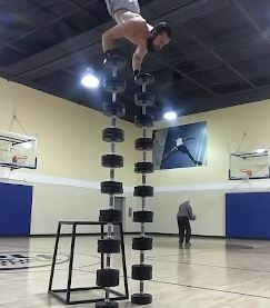 Huan luyen vien voi tai giu thang bang tren nhung chong ta cao hinh anh