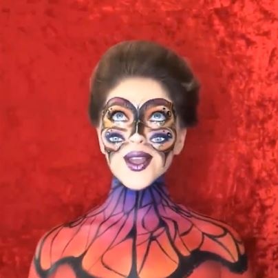 Kieu hoa trang doc dao cho buoi tiec Halloween hinh anh