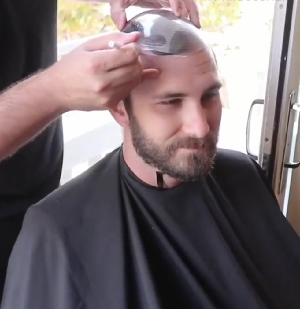 Nhung mon toc gia du mau sac cho nguoi hoi hinh anh