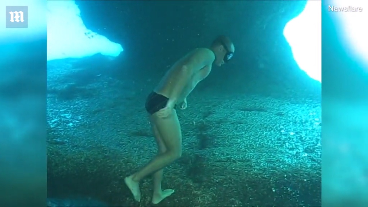 Tho lan tro tai 'di bo' duoi day bien hinh anh