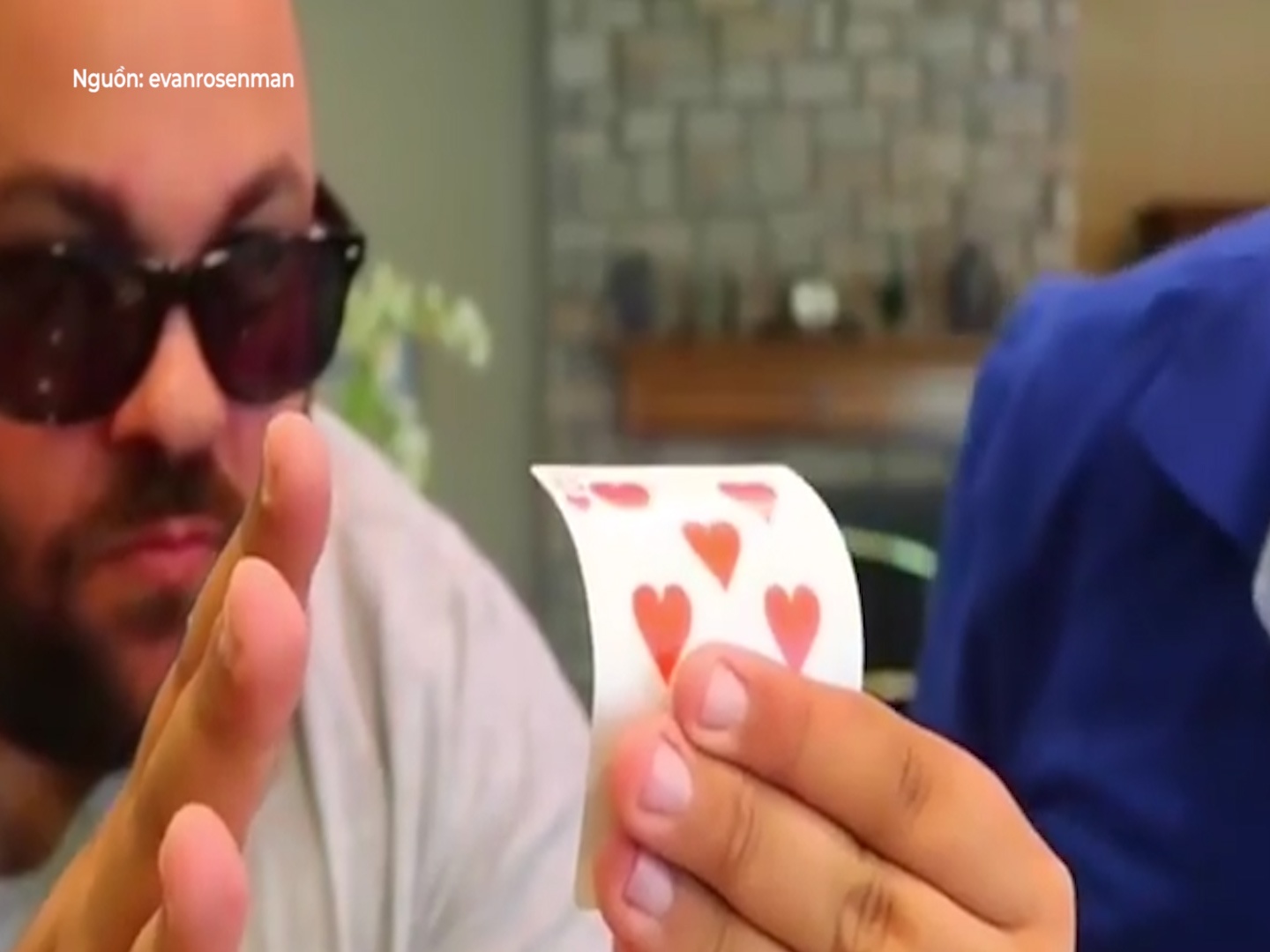 Ma thuat be cong nhung la bai cua Evan Era hinh anh