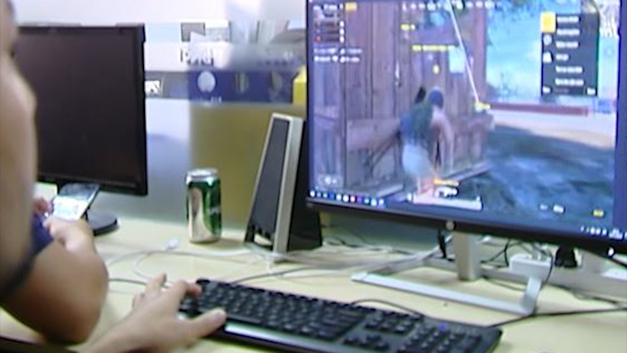 Hoc sinh gioi quoc gia nhap vien tam than vi nghien mang xa hoi hinh anh