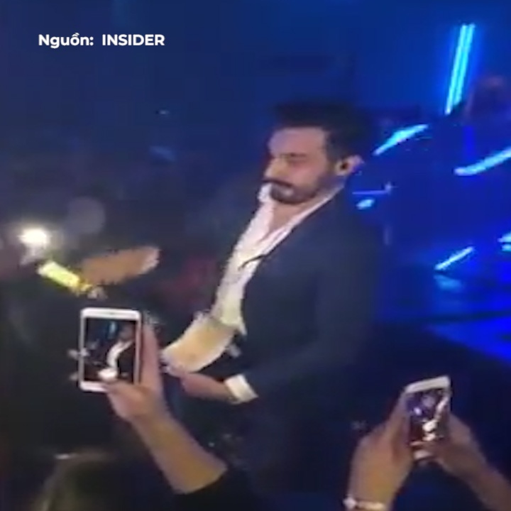 Doanh nhan long ngong lam roi chai ruou 42.500 USD hinh anh